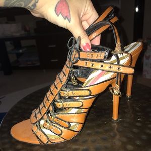 Brown leather logo Betsey Johnson heels size 9